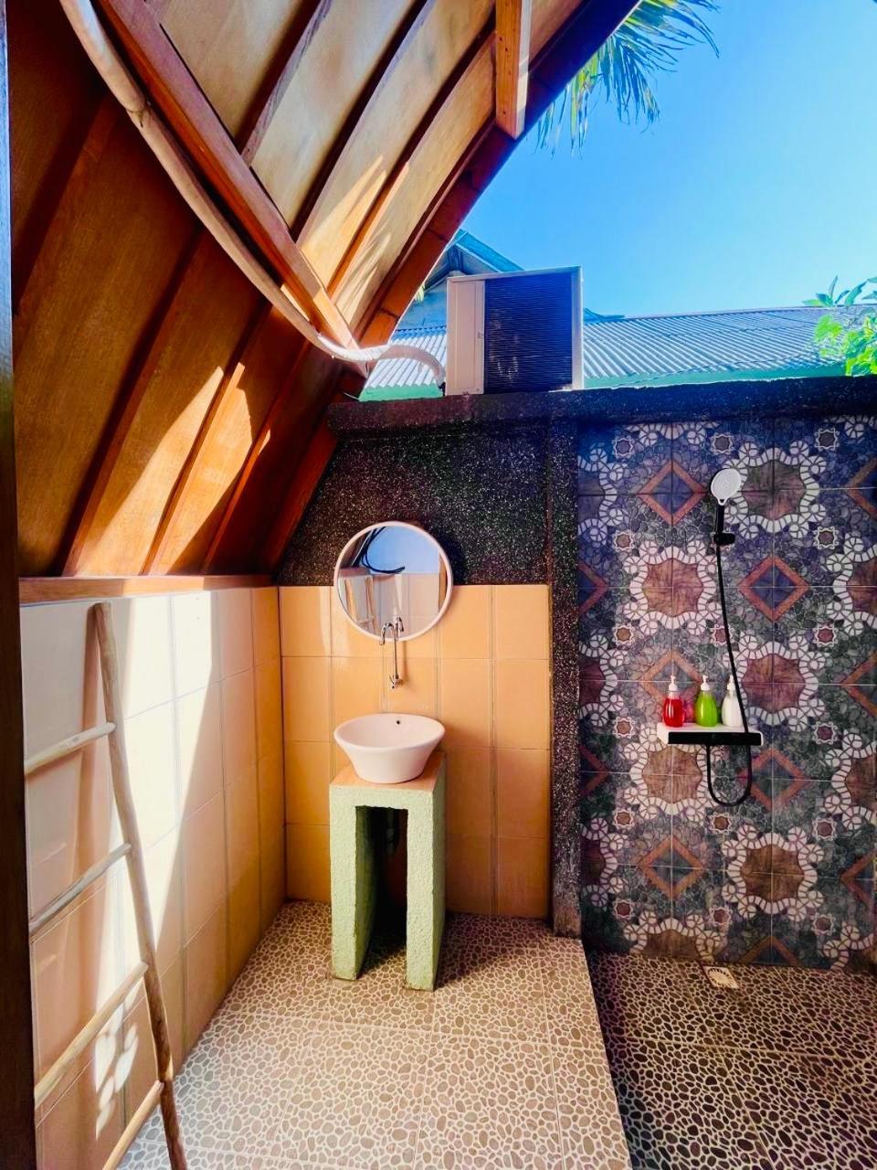 Lagom Guest House 길리 아이르 외부 사진